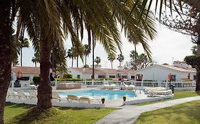 Santa Barbara Bungalows